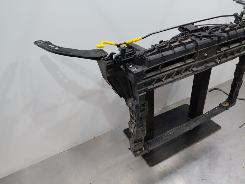 Recambio de panel frontal para volkswagen t-roc r-line referencia OEM IAM   
