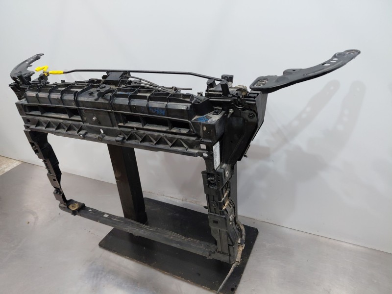Recambio de panel frontal para volkswagen t-roc r-line referencia OEM IAM   