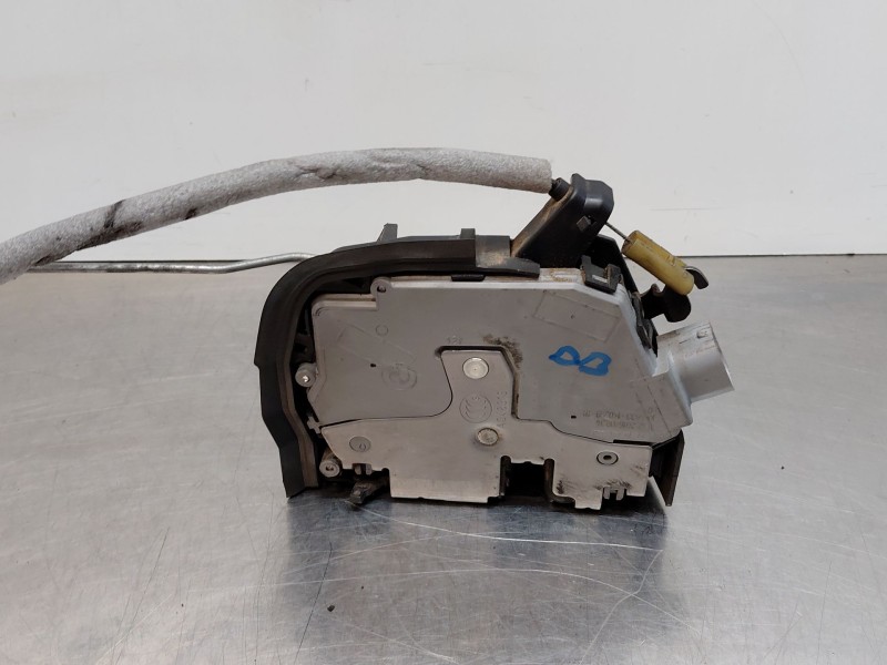 Recambio de cerradura puerta trasera izquierda para bmw x5 (e53) 3.0 d referencia OEM IAM 51228402601  