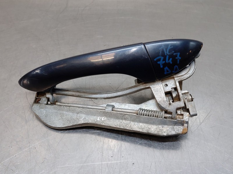 Recambio de maneta exterior delantera derecha para bmw x5 (e53) 3.0 d referencia OEM IAM 51218243616  