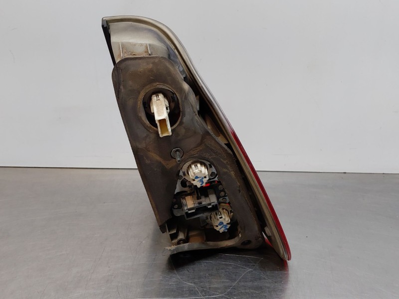 Recambio de piloto trasero izquierdo para bmw x5 (e53) 3.0 d referencia OEM IAM 63217164471  