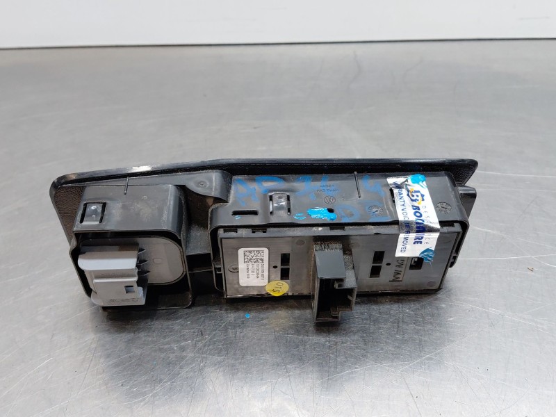 Recambio de mando elevalunas delantero izquierdo para volkswagen t-roc r-line referencia OEM IAM 5G0959857E  