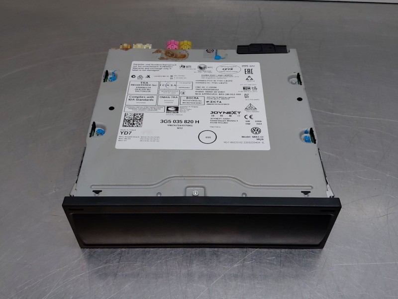 Recambio de sistema audio / radio cd para volkswagen t-roc r-line referencia OEM IAM 3G5035820H  