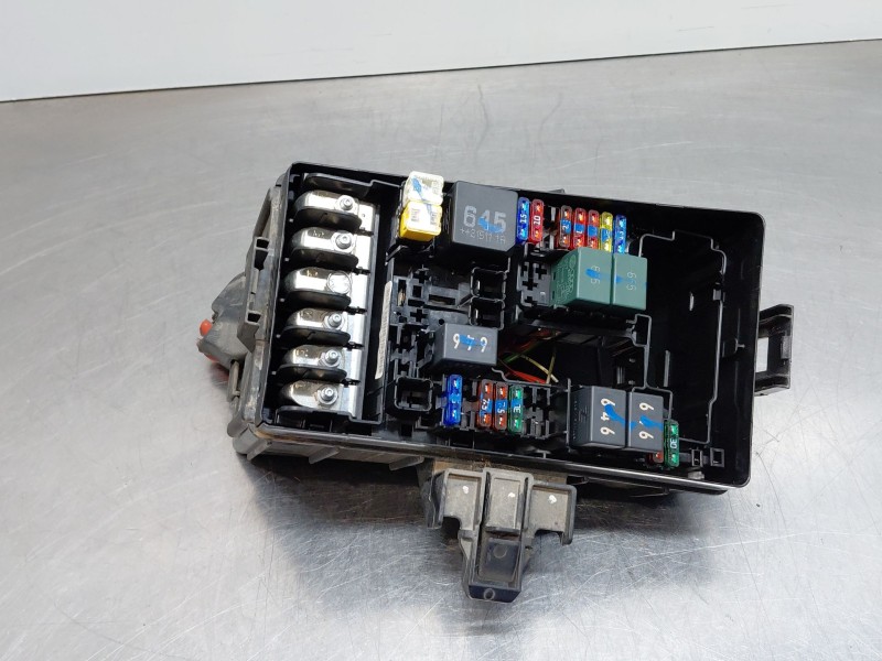 Recambio de caja reles / fusibles para volkswagen t-roc r-line referencia OEM IAM 5Q0907361G  