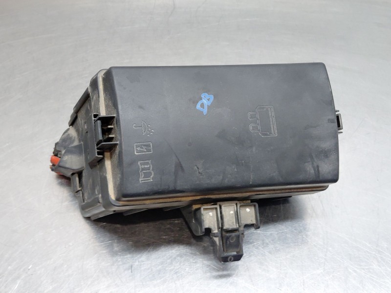 Recambio de caja reles / fusibles para volkswagen t-roc r-line referencia OEM IAM 5Q0907361G  