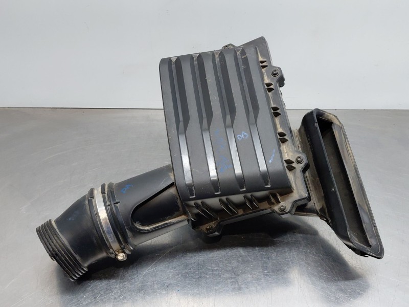Recambio de filtro aire para volkswagen t-roc r-line referencia OEM IAM 5Q0129601BB  