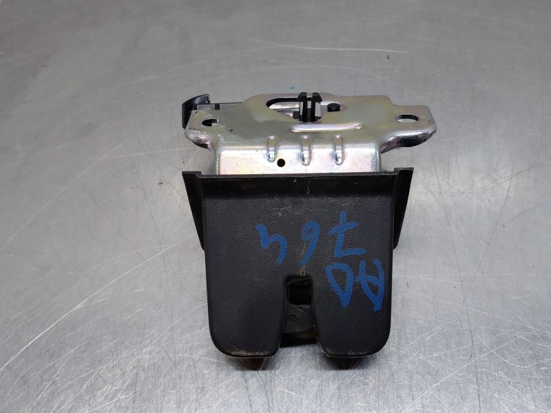 Recambio de cerradura maletero / porton para volkswagen t-roc r-line referencia OEM IAM 2GA827505A  