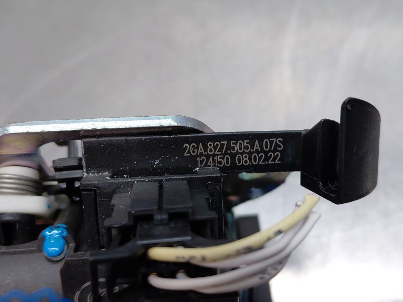 Recambio de cerradura maletero / porton para volkswagen t-roc r-line referencia OEM IAM 2GA827505A  