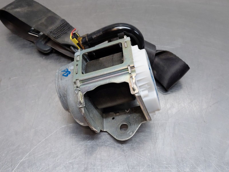Recambio de cinturon seguridad trasero derecho para volkswagen t-roc r-line referencia OEM IAM 2GA857806RAA 2GA857806 