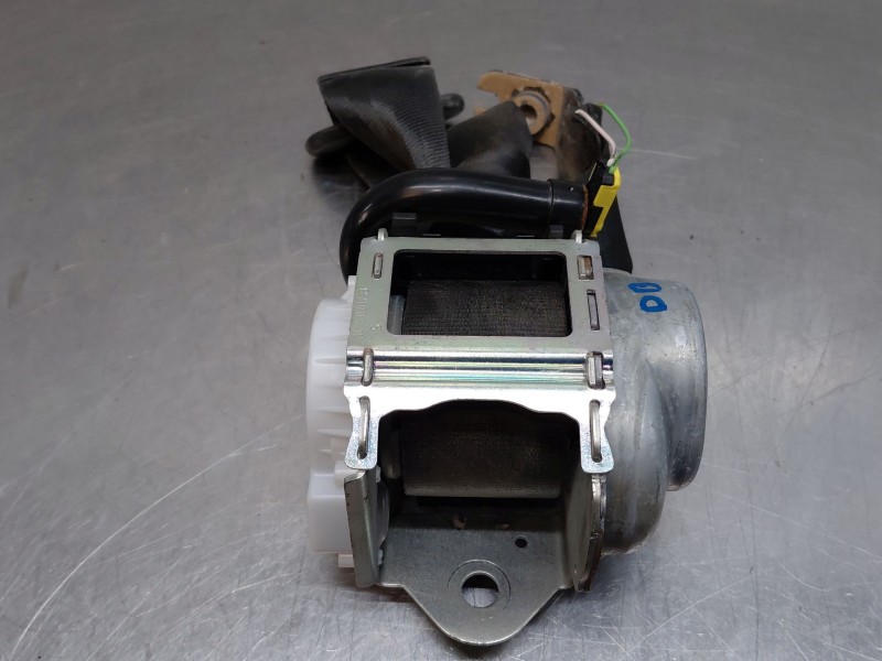 Recambio de cinturon seguridad trasero izquierdo para volkswagen t-roc r-line referencia OEM IAM 2GA857807RAA 2GA857807 