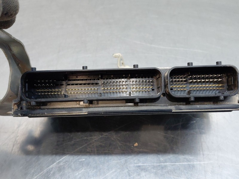 Recambio de centralita motor uce para toyota rav 4 advance referencia OEM IAM 8966142Y00 2170000690 