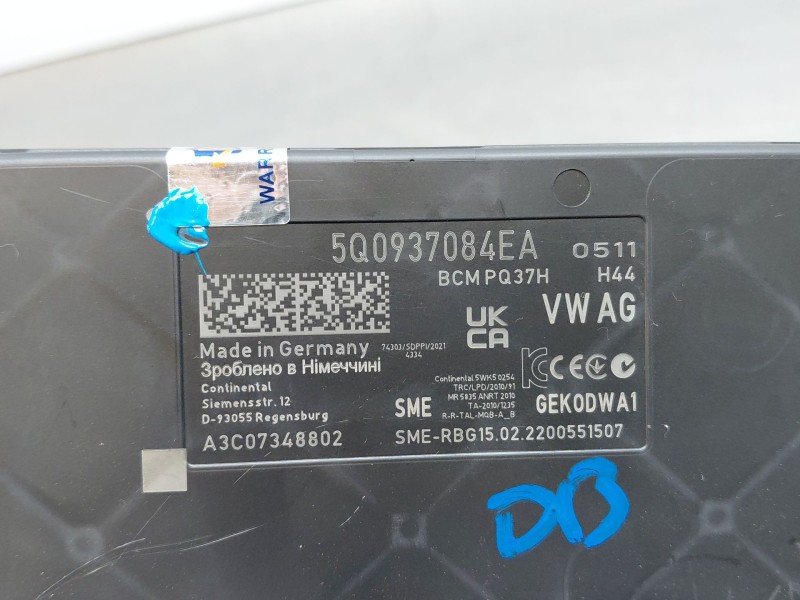 Recambio de modulo confort para volkswagen t-roc r-line referencia OEM IAM 5Q0937084EA  
