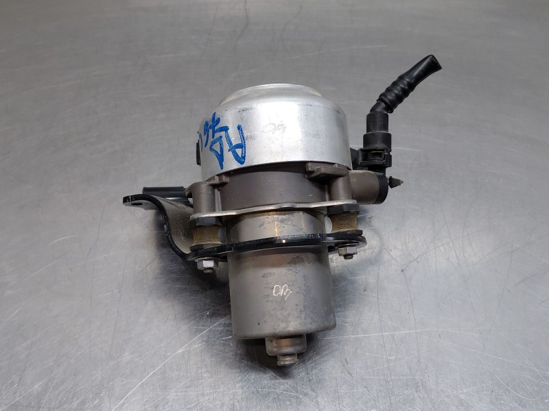 Recambio de depresor freno / bomba vacio para volkswagen t-roc r-line referencia OEM IAM 5Q0612181D  