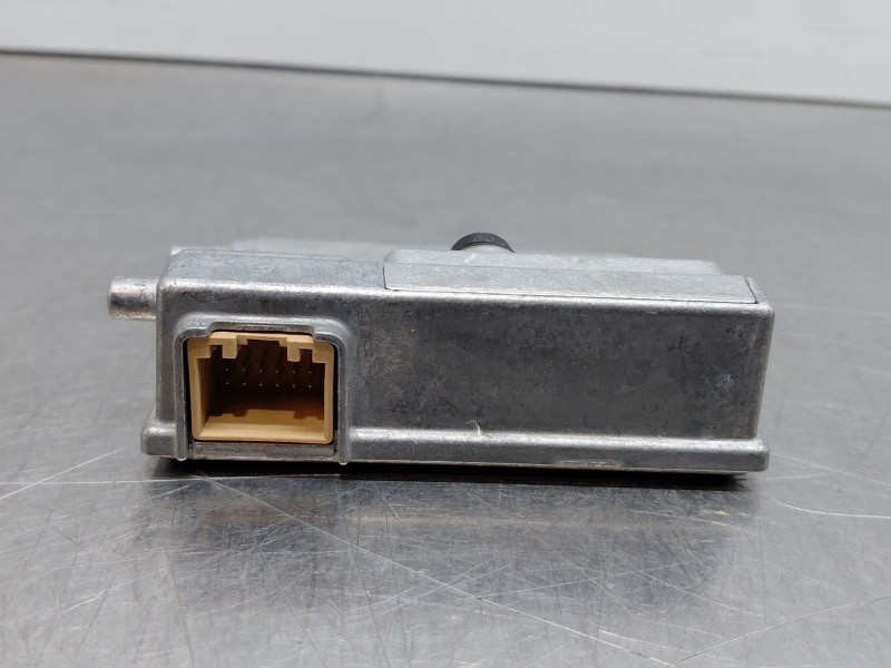 Recambio de sensor de aparcamiento para volkswagen t-roc r-line referencia OEM IAM 2Q0980653C  