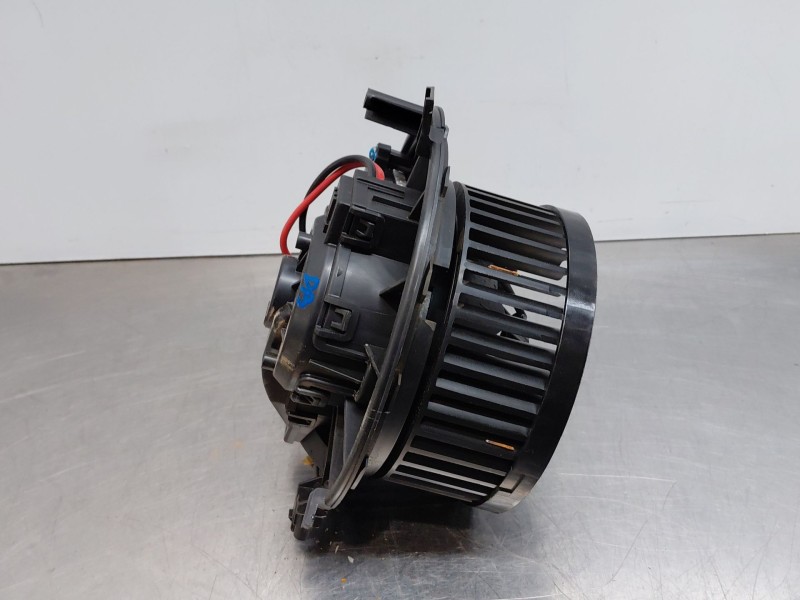 Recambio de motor calefaccion para volkswagen tiguan (ax1) comfortline referencia OEM IAM 5WB819021A  