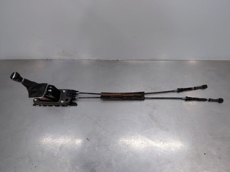 Recambio de varillaje cambio para volkswagen tiguan (ax1) comfortline referencia OEM IAM 5QA711049R  