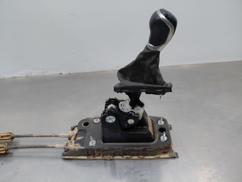 Recambio de varillaje cambio para volkswagen t-roc r-line referencia OEM IAM 5WA711049AM  