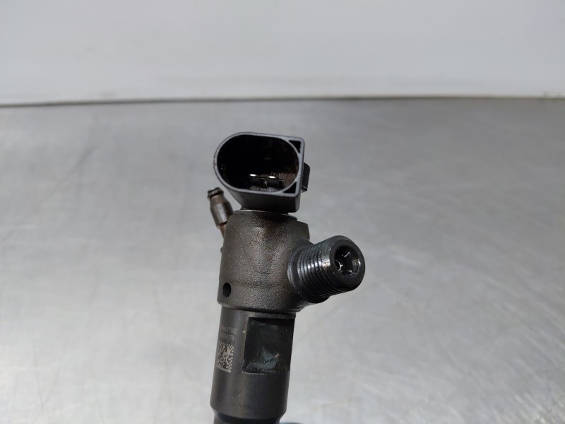 Recambio de inyector para seat ateca style go referencia OEM IAM 04L130277BF  