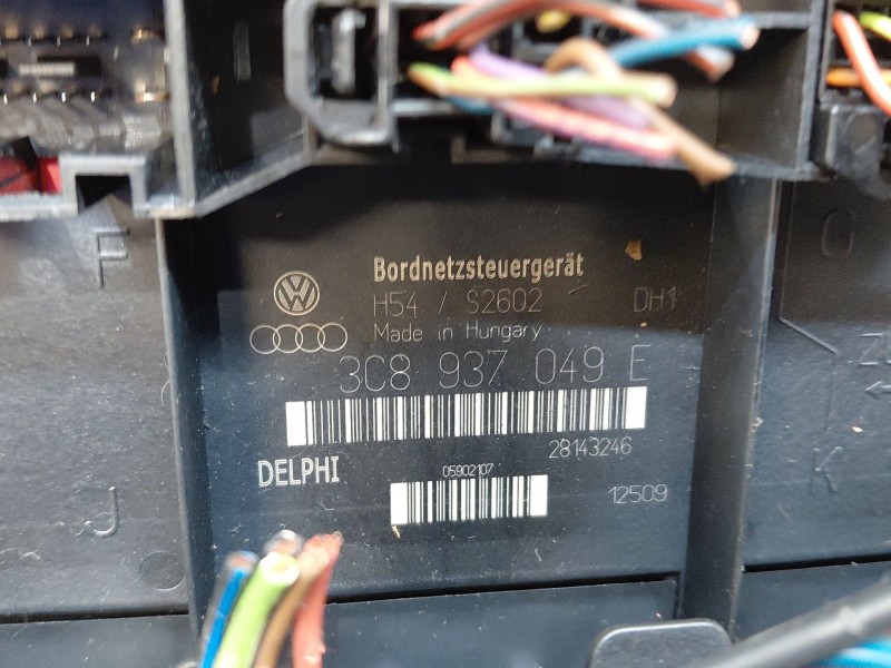 Recambio de modulo confort para volkswagen passat b6 (3c2) 2.0 tdi 16v referencia OEM IAM 3C8937049E  