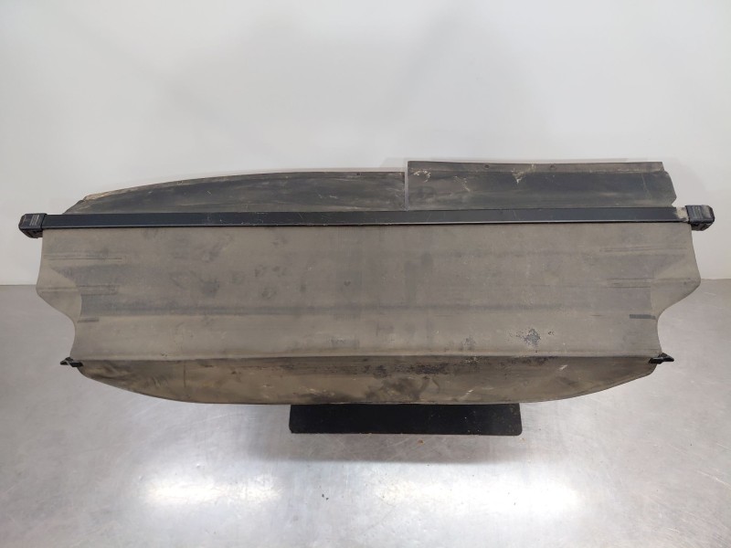 Recambio de bandeja trasera para toyota rav 4 advance referencia OEM IAM 6491042040C0  