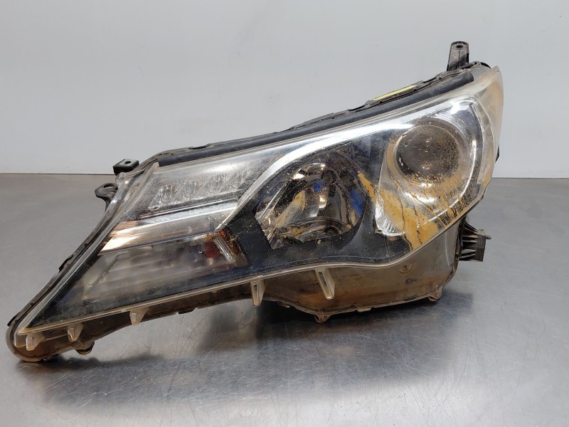 Recambio de faro izquierdo para toyota rav 4 advance referencia OEM IAM 8118542572  