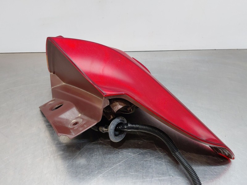 Recambio de piloto trasero izquierdo para toyota rav 4 advance referencia OEM IAM 8156142171  
