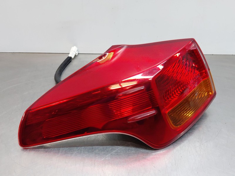 Recambio de piloto trasero izquierdo para toyota rav 4 advance referencia OEM IAM 8156142171  