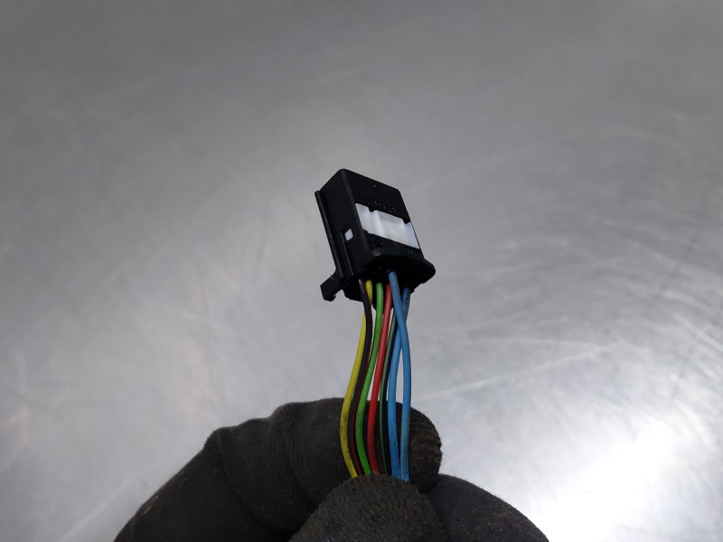 Recambio de retrovisor derecho para dacia sandero iii driving referencia OEM IAM 963010811R  