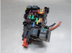 Recambio de caja reles / fusibles para volkswagen tiguan (ax1) comfortline referencia OEM IAM 5Q0937615C   2