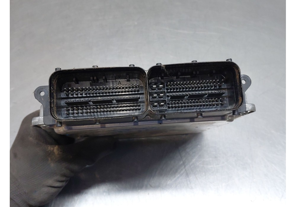 Recambio de centralita motor uce para volkswagen tiguan (ax1) comfortline referencia OEM IAM 05L907309T 0281039429 