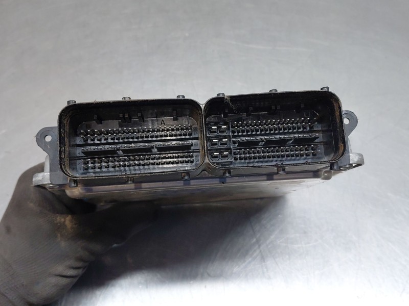 Recambio de centralita motor uce para volkswagen tiguan (ax1) comfortline referencia OEM IAM 05L907309T 0281039429 