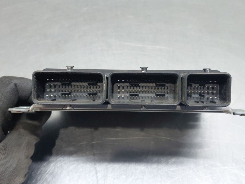 Recambio de centralita motor uce para dacia sandero iii driving referencia OEM IAM 237104639S  