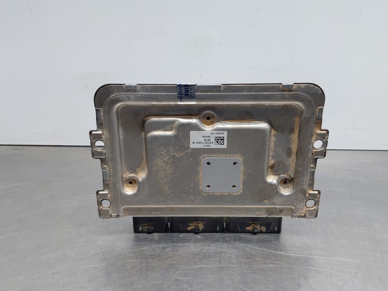 Recambio de centralita motor uce para dacia sandero iii driving referencia OEM IAM 237104639S  