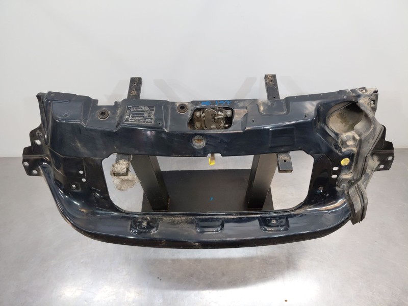 Recambio de panel frontal para iveco daily 35s16 35-160 referencia OEM IAM 5802798016 580279801600 