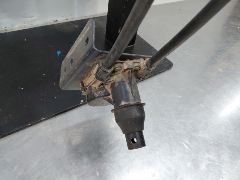 Recambio de soporte rueda repuesto para iveco daily 35s16 35-160 referencia OEM IAM   