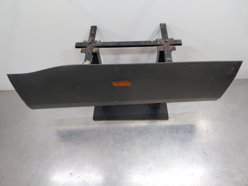 Recambio de moldura para iveco daily 35s16 35-160 referencia OEM IAM   