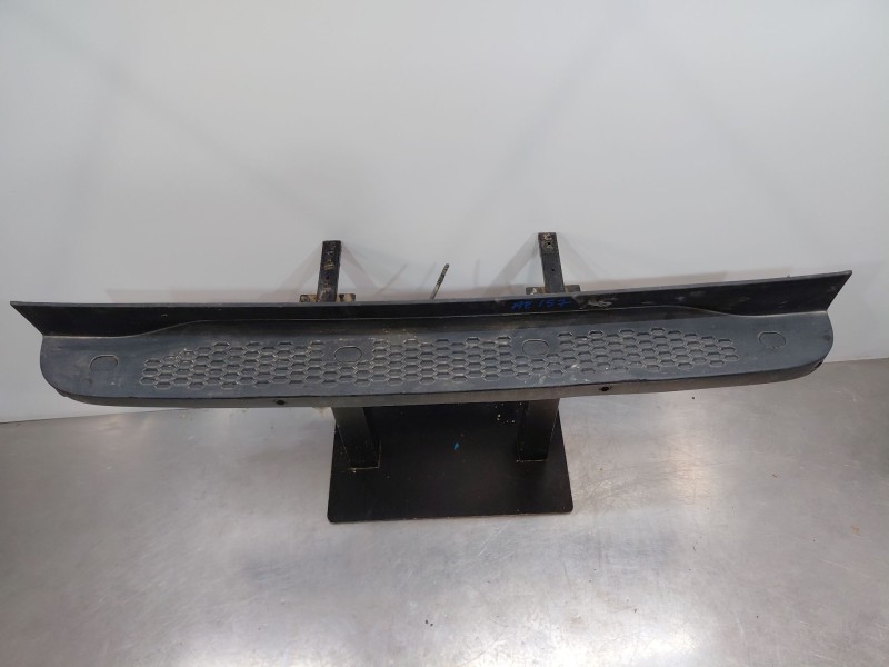 Recambio de paragolpes trasero para iveco daily 35s16 35-160 referencia OEM IAM   