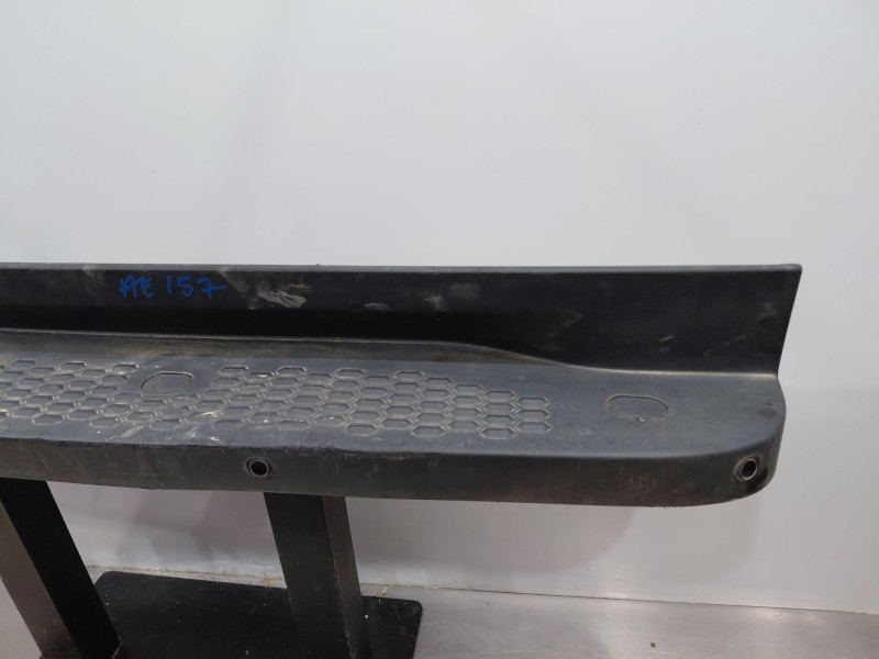 Recambio de paragolpes trasero para iveco daily 35s16 35-160 referencia OEM IAM   