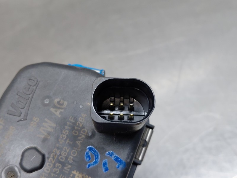 Recambio de caja mariposa para volkswagen t-roc r-line referencia OEM IAM 04E133062T  