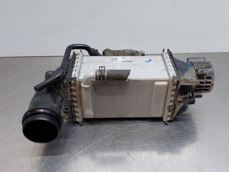 Recambio de intercooler para volkswagen t-roc r-line referencia OEM IAM 04E145785E  