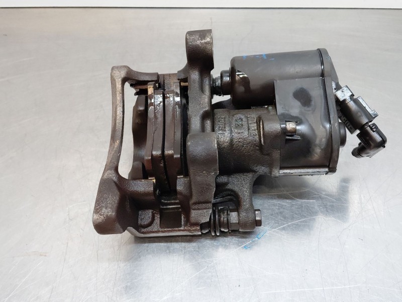 Recambio de pinza freno trasera izquierda para volkswagen passat b6 (3c2) 2.0 tdi 16v referencia OEM IAM 5N0615403  