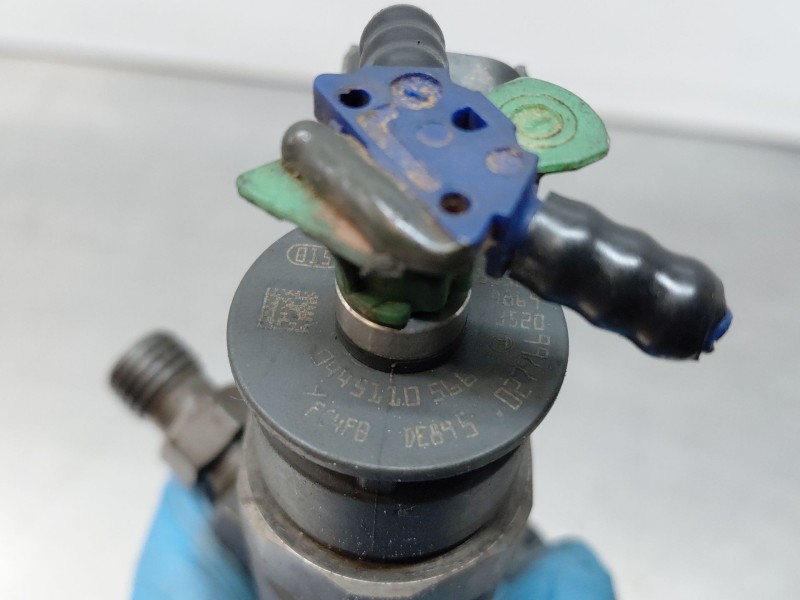 Recambio de inyector para peugeot 308 acces referencia OEM IAM 0445110566  