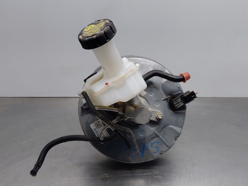 Recambio de servofreno para dacia sandero iii driving referencia OEM IAM 472108418R 25607852580 
