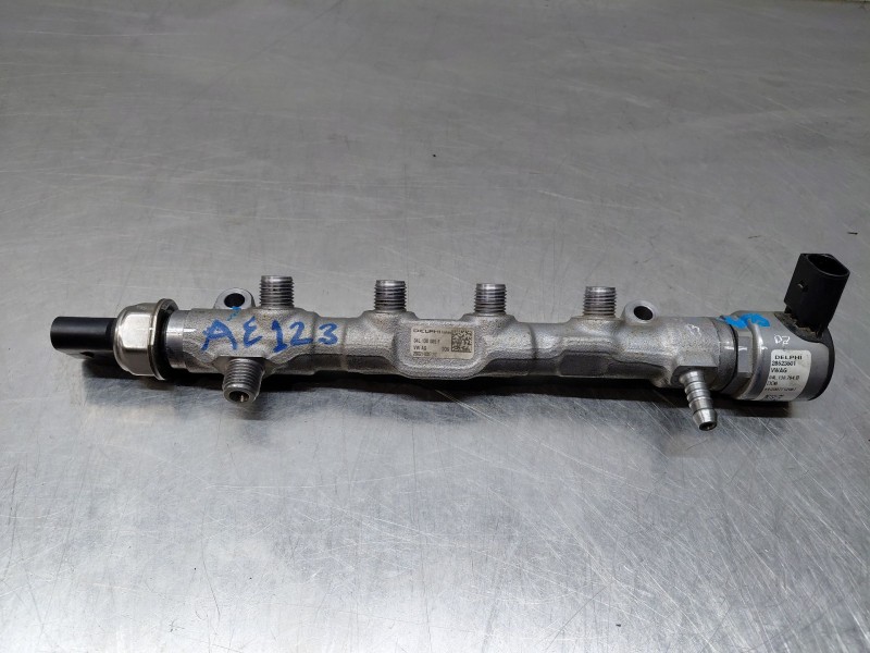 Recambio de rampa inyectora para seat ateca style go referencia OEM IAM 04L130089F 04L130764B 