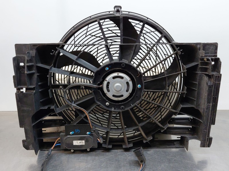 Recambio de electroventilador para bmw x5 (e53) 3.0 d referencia OEM IAM 64546921382  
