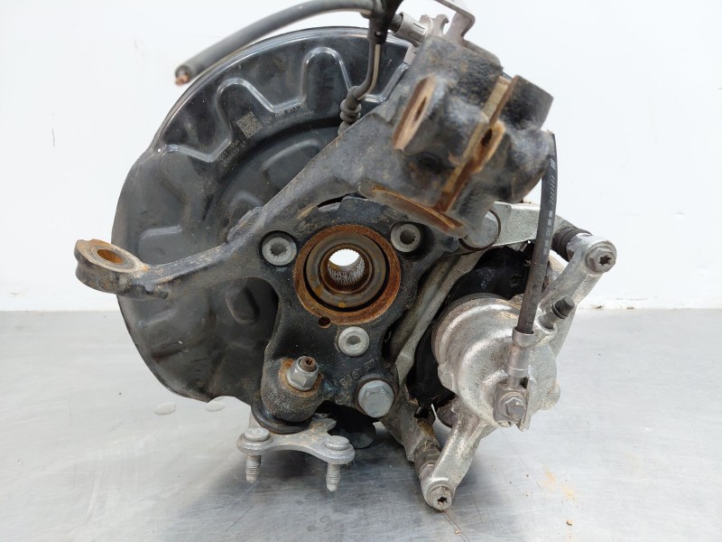 Recambio de mangueta delantera izquierda para volkswagen golf vii lim. (bq1) bluemotion referencia OEM IAM 5Q0407255R  