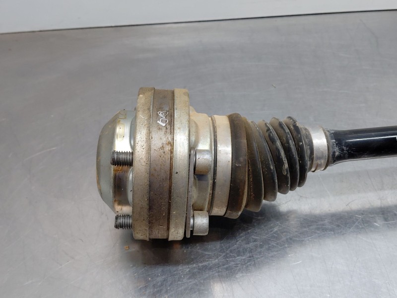 Recambio de transmision delantera derecha para volkswagen t-roc r-line referencia OEM IAM 5WA407272M  