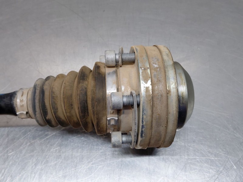 Recambio de transmision delantera izquierda para volkswagen t-roc r-line referencia OEM IAM 5Q0407271CL  