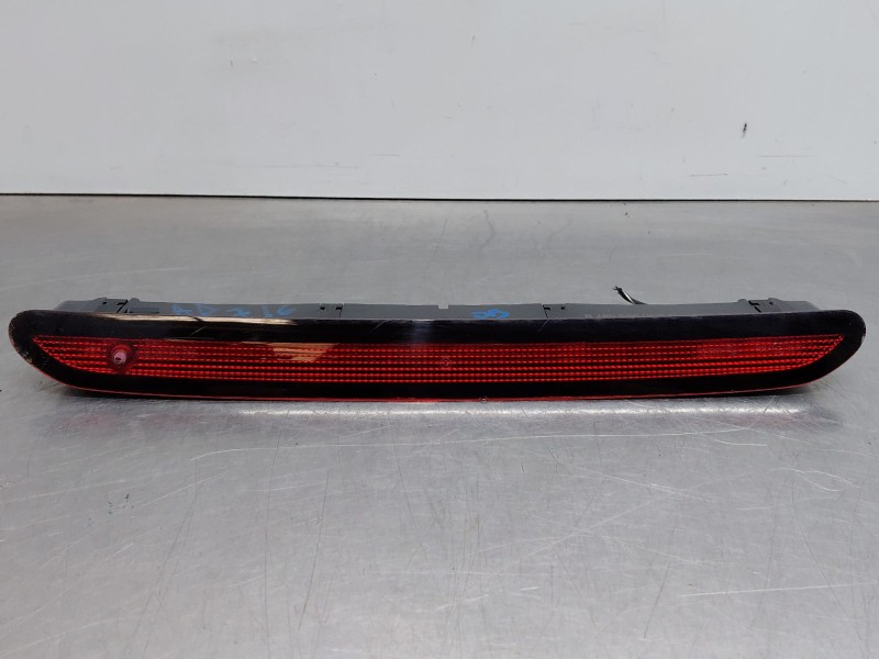 Recambio de luz central de freno para volkswagen tiguan (ax1) comfortline referencia OEM IAM 5G0945087B  