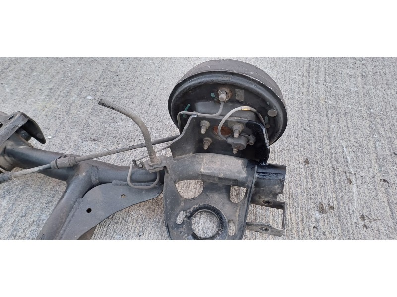 Recambio de puente trasero para chevrolet aveo lt referencia OEM IAM 96653128  